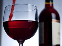 Почему надо пить красное вино
