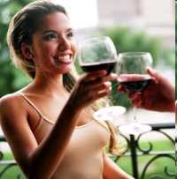Вино предотвращает кариес
